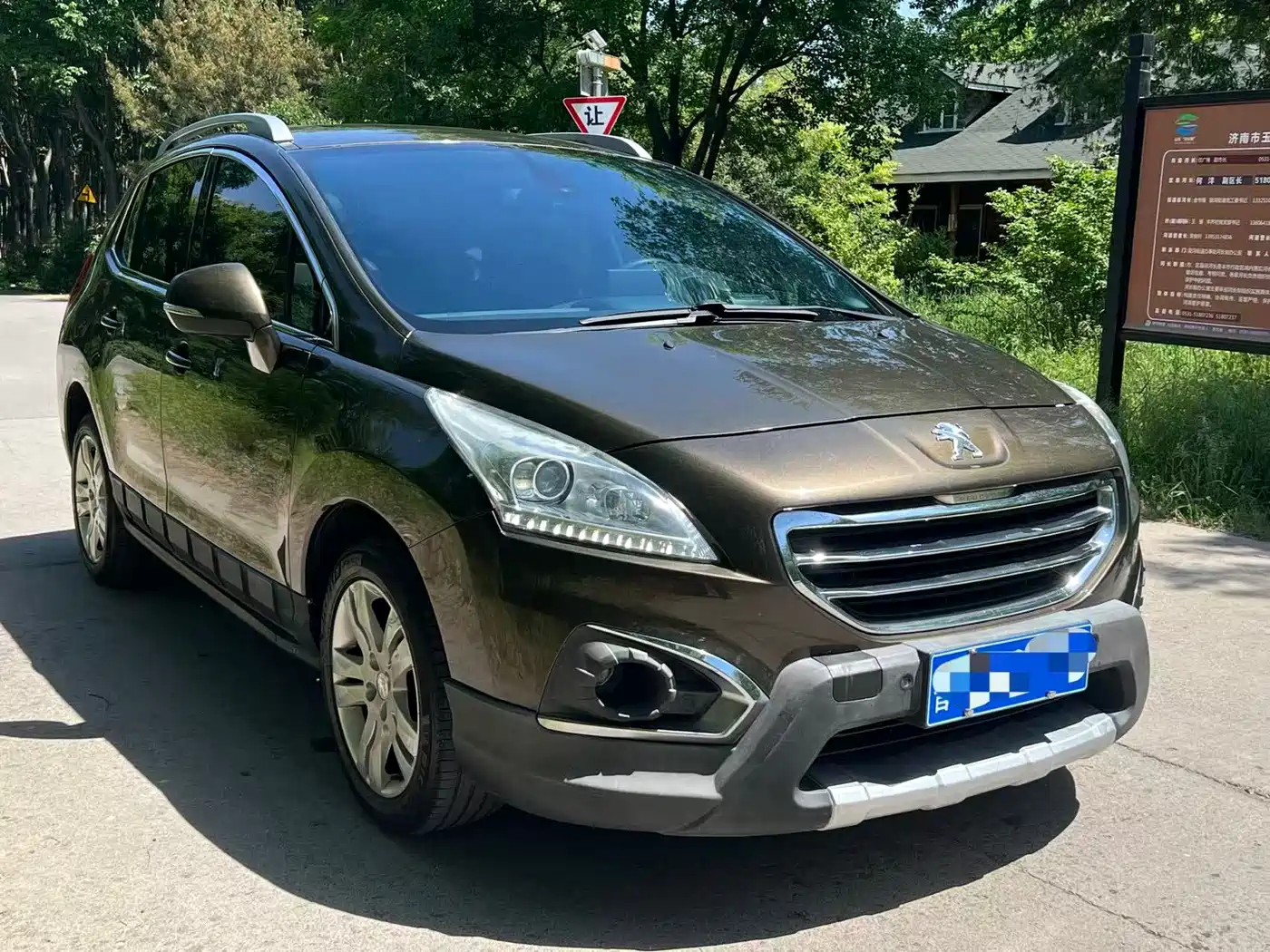 Peugeot 3008 2014 1.6THP Roland Garros Edition фото 3