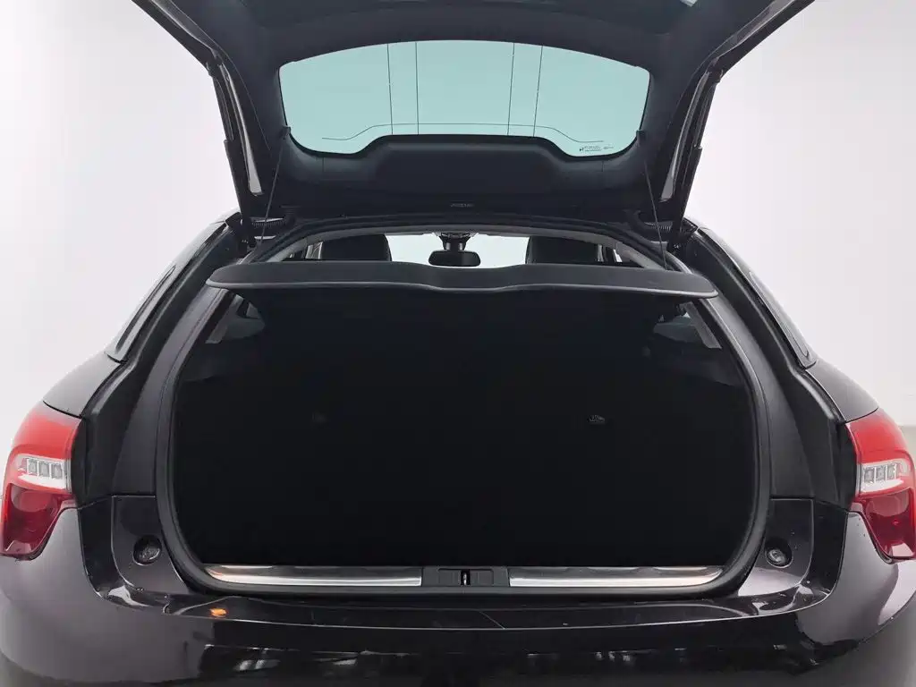 DS 5 2015 2014 1.6T Luxury THP160