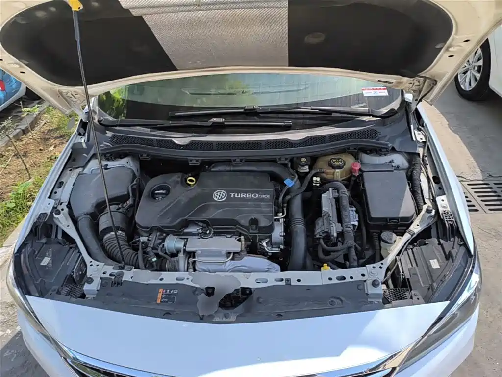 Buick Verano 2018 Sedan 20T Dual Clutch Leading фото 20