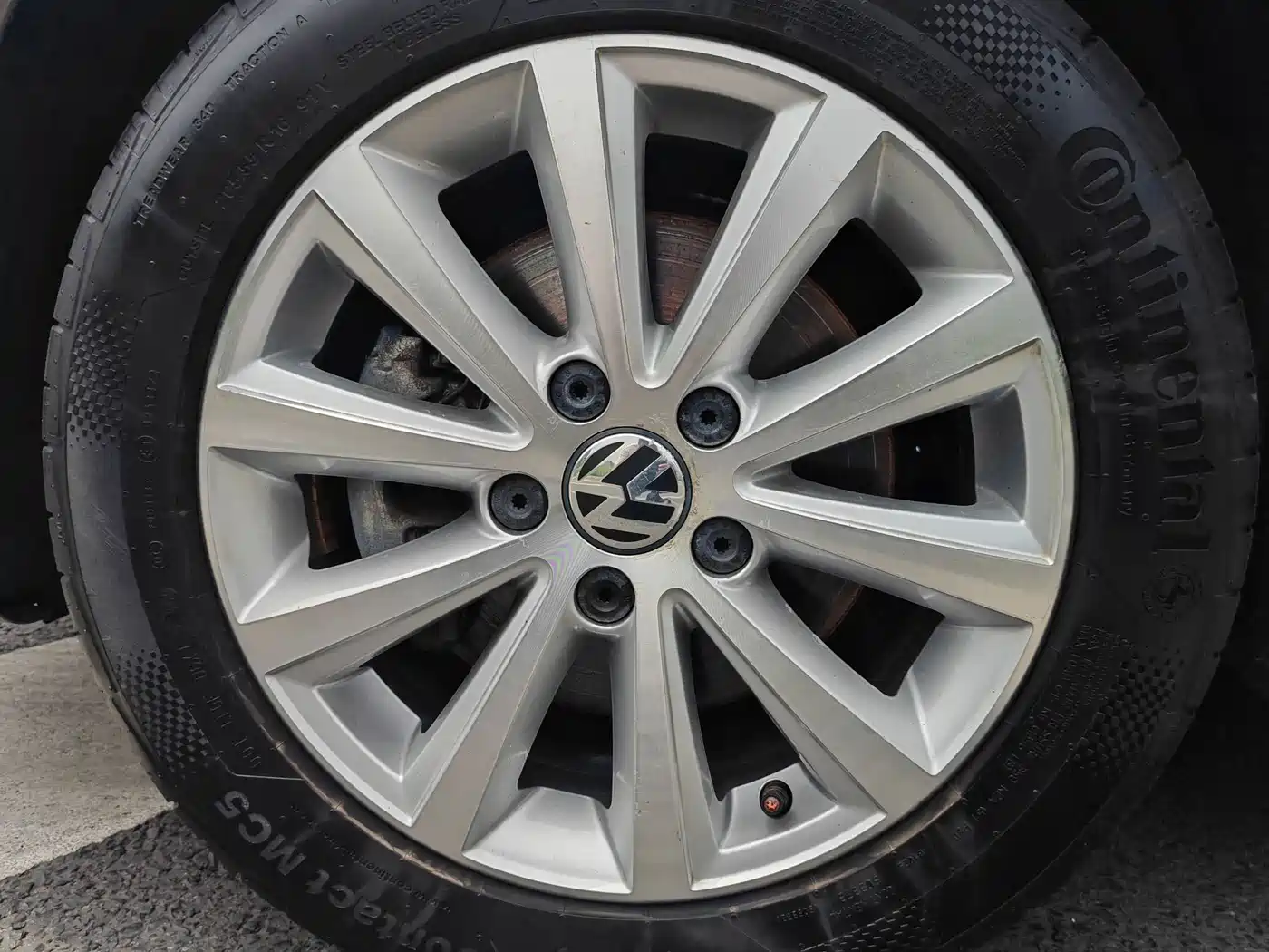 Volkswagen Touran 2013 1.4T DSG Wisdom Edition 5-seater фото 14