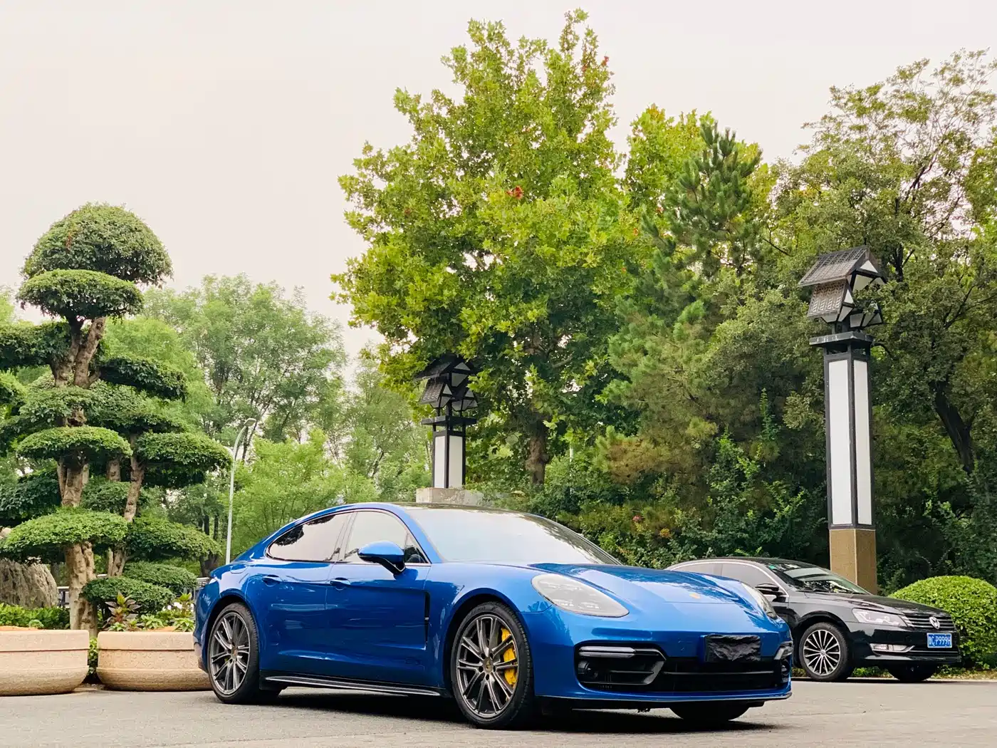 Фото 2 - Porsche Panamera