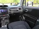 صورة 19 - Jeep Renegade