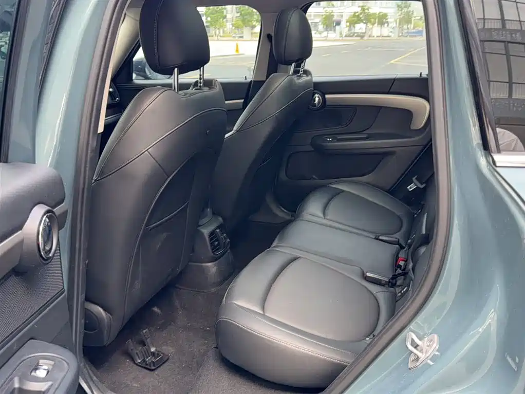 MINI COUNTRYMAN 2022 2021 1.5T COOPER Connoisseur
