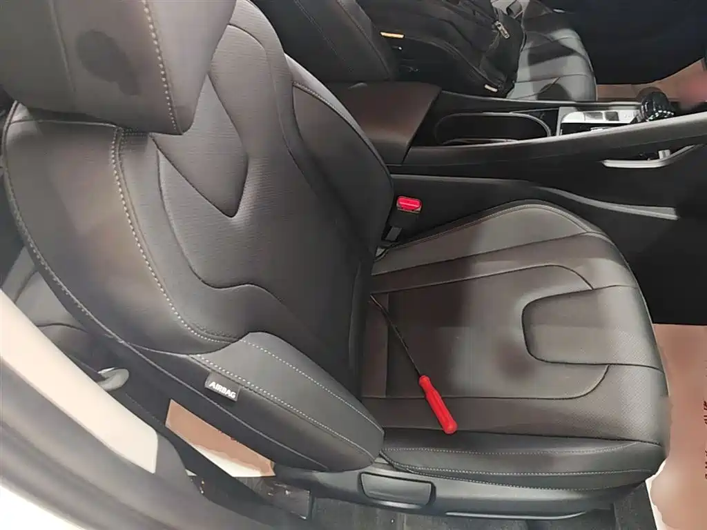Hyundai Elantra 2023 1.5L CVT GLX Elite Edition фото 24