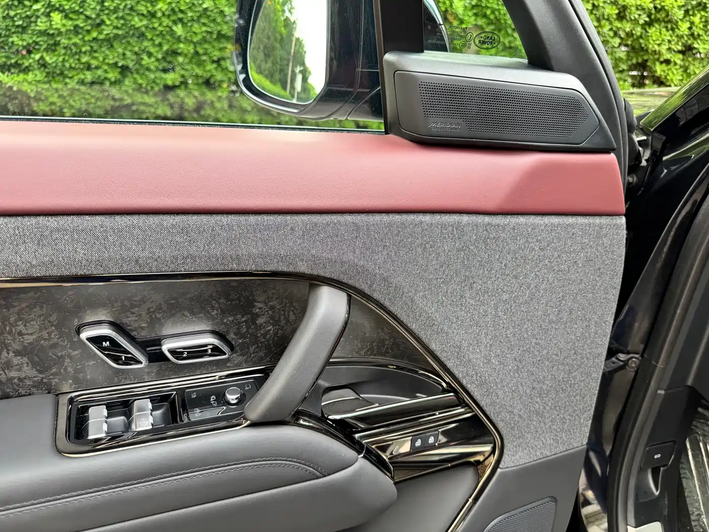 Land Rover Range Rover Sport 2024 400PS Exemplary Edition фото 8