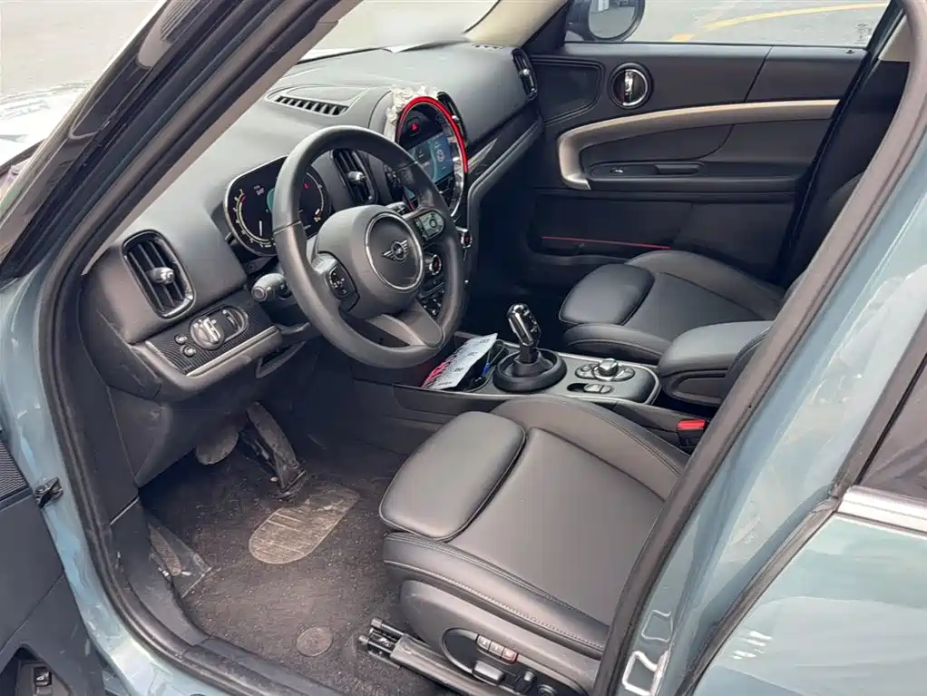 MINI COUNTRYMAN 2022 2021 1.5T COOPER Connoisseur
