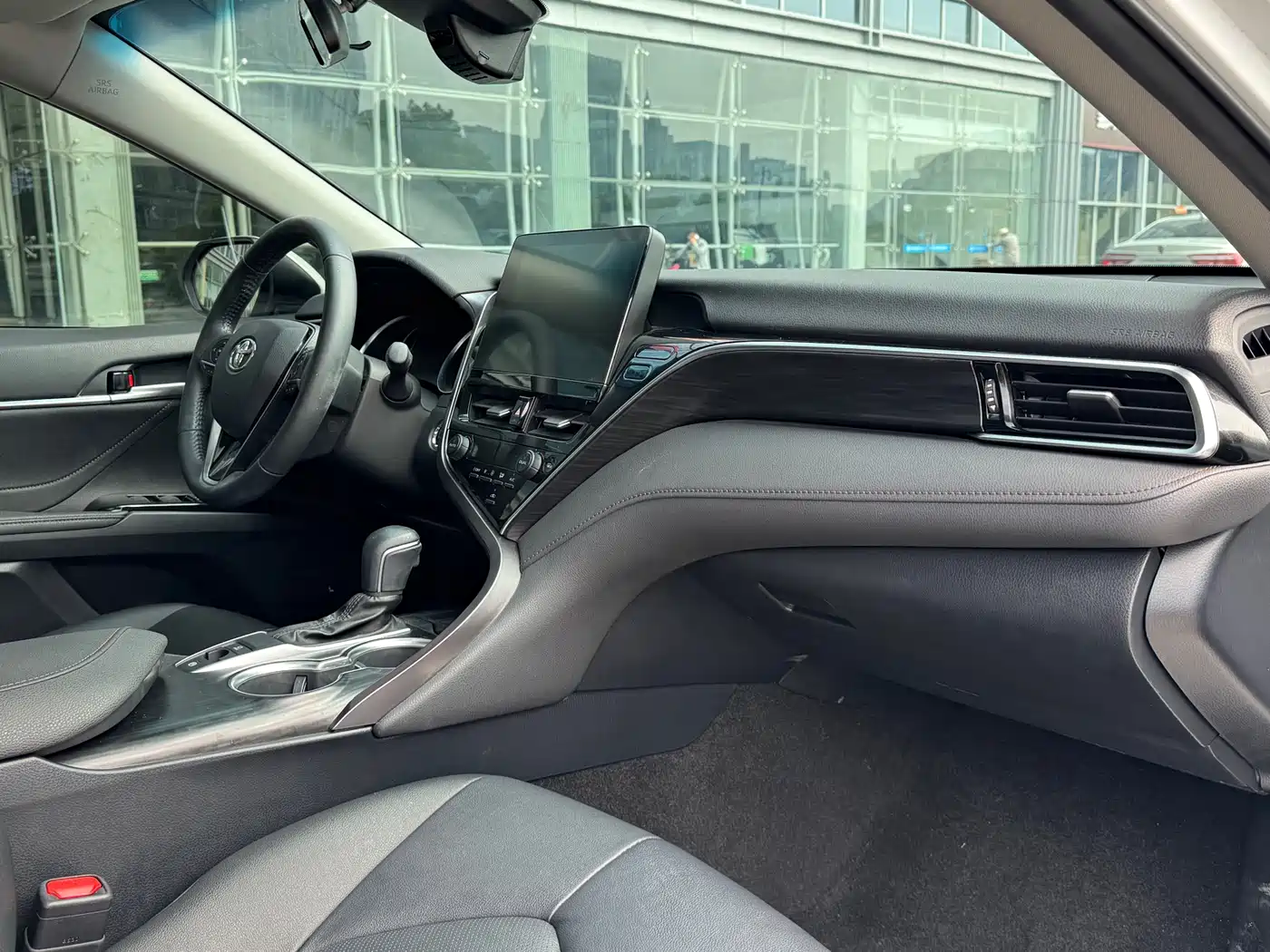 Toyota Camry 2021 2.0G Luxury Edition фото 17