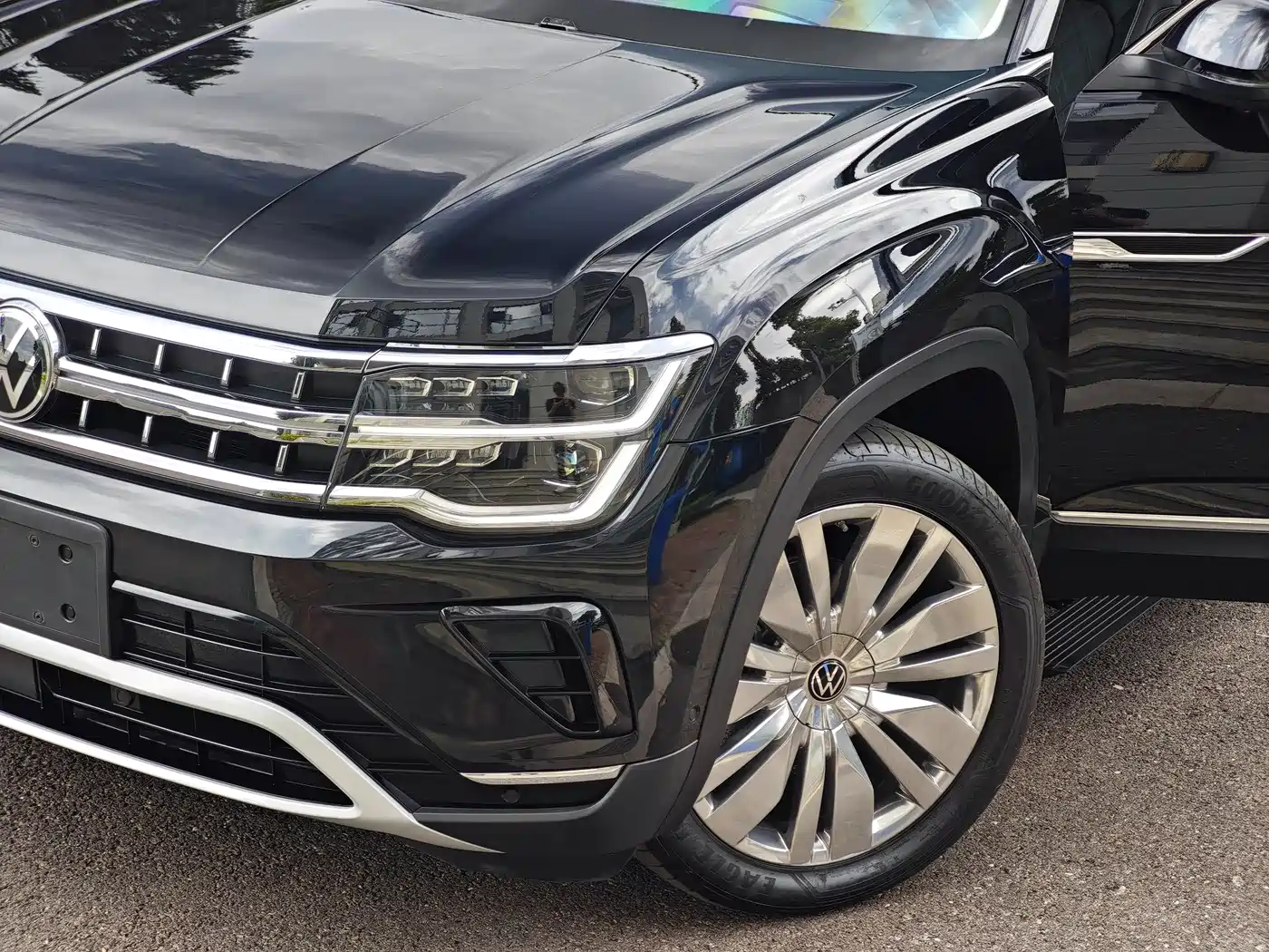 VOLKSWAGEN TOURANG