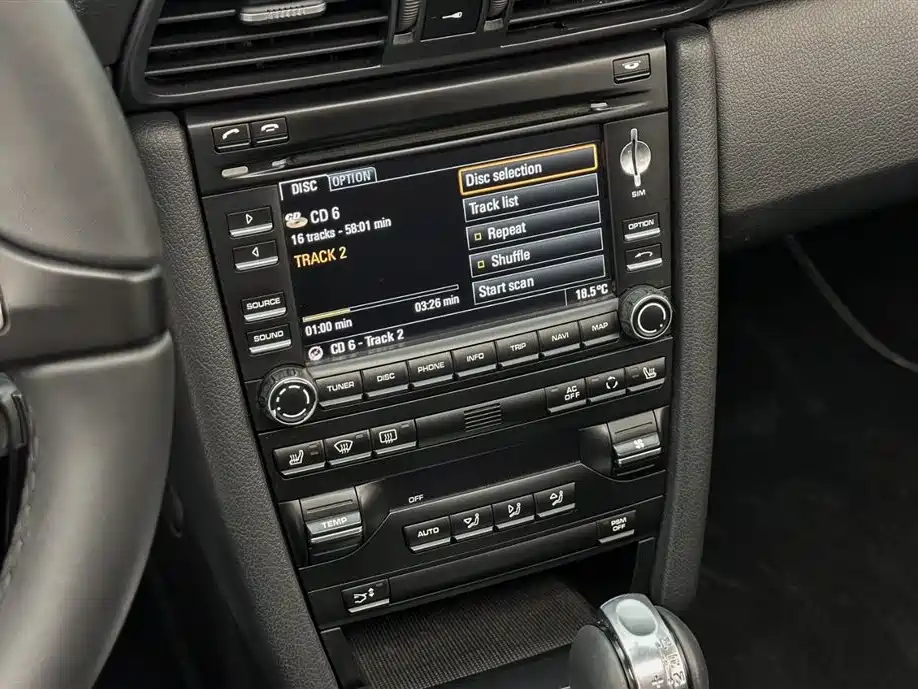 Porsche 911 2010 Carrera 3.6L фото 14