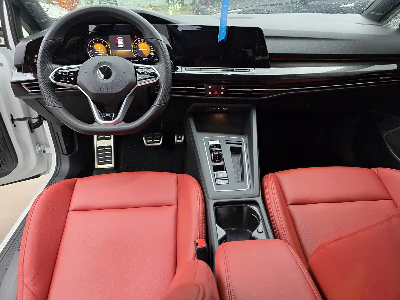 Volkswagen Golf 2023 Facelift 280TSI DSG R-Line Lite фото 7