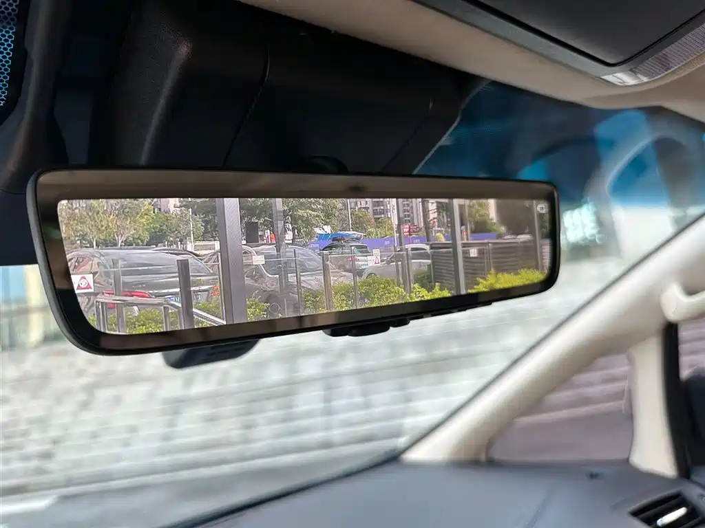 Toyota Alphard 2021 Hybrid 2.5L Premium фото 18