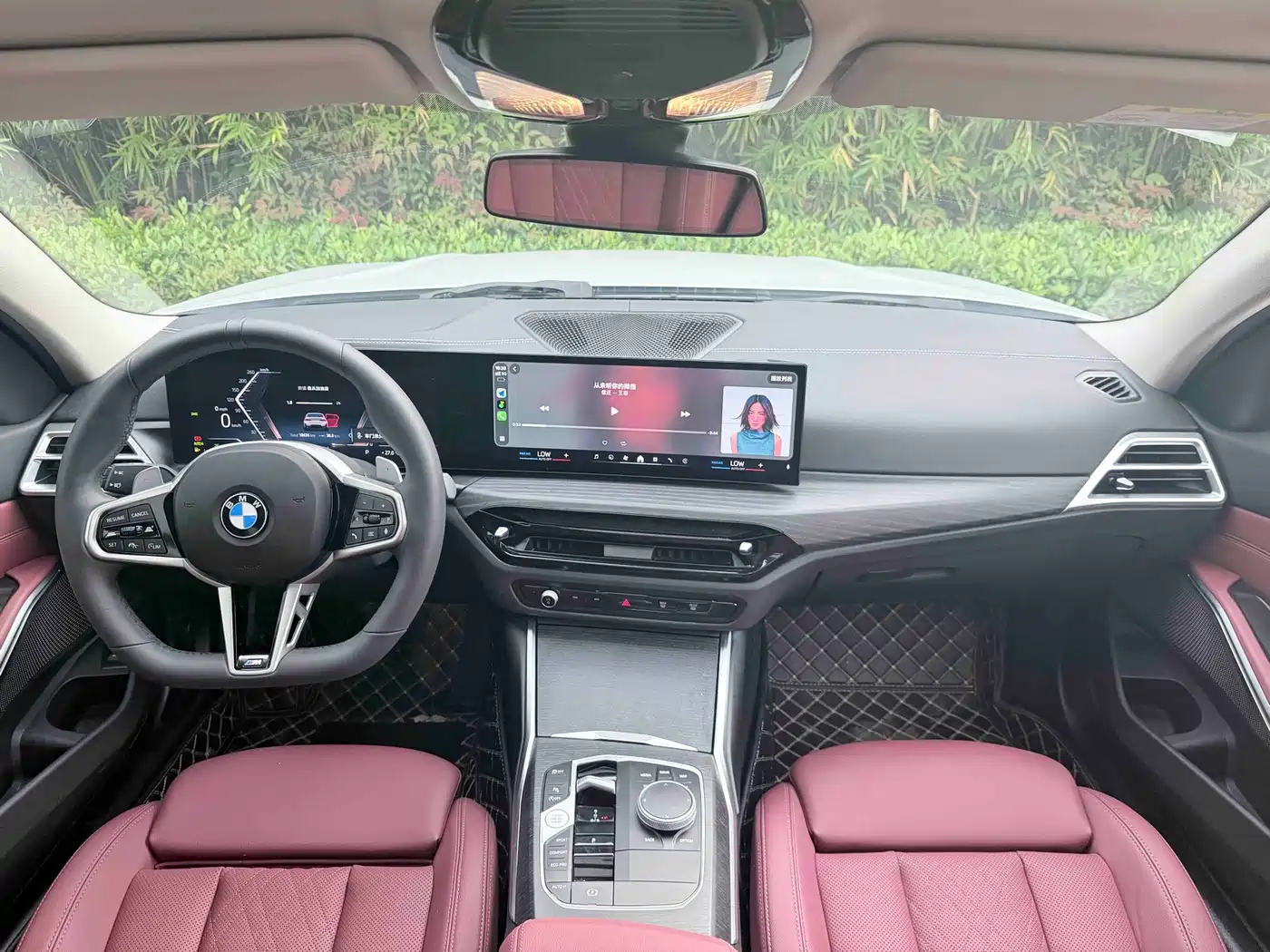 BMW 3 Series 2025 325Li M Sport Package фото 7
