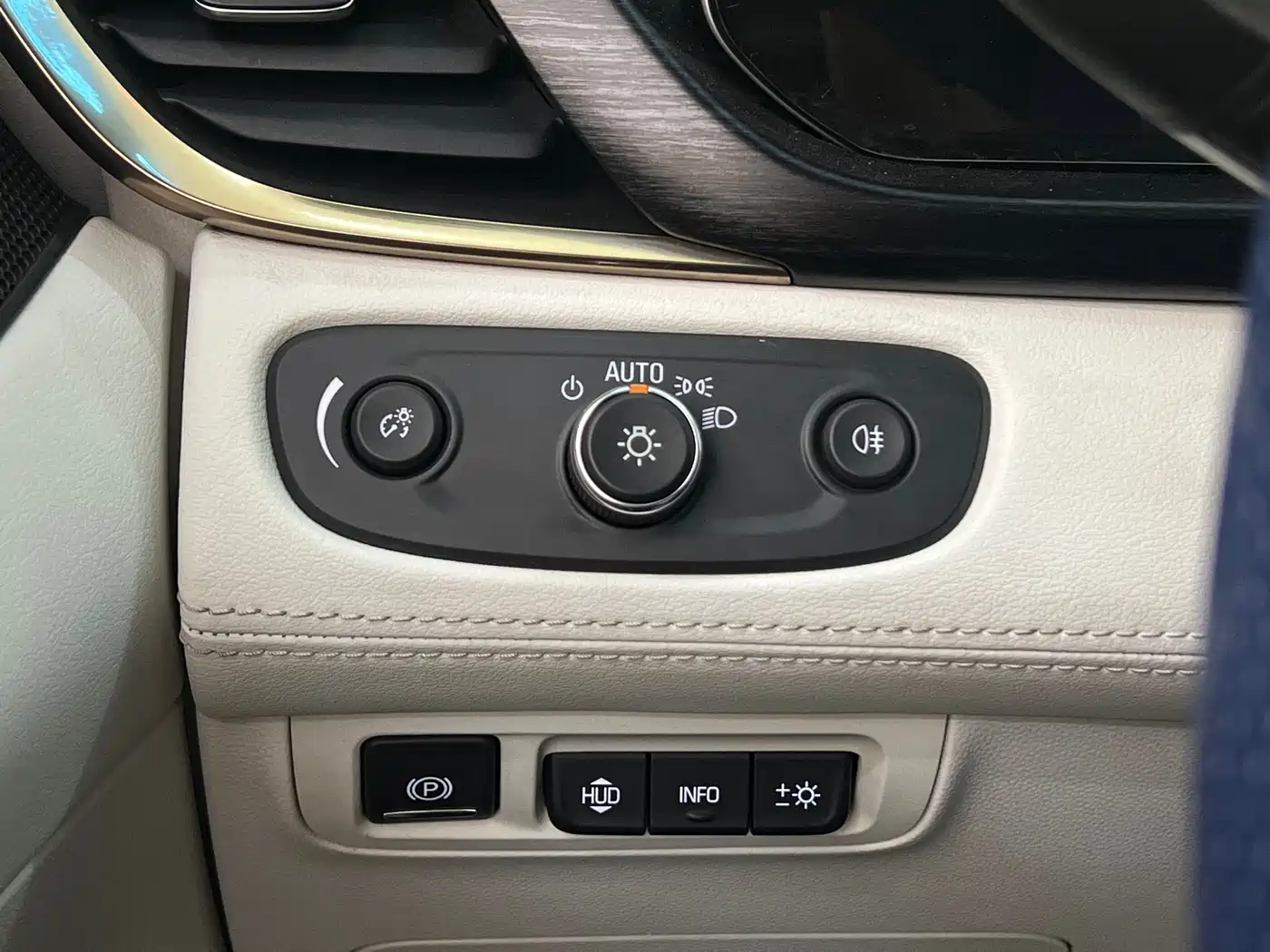 Buick GL8 2021 Avenir Aivia 4-Seater Prestige Edition фото 20