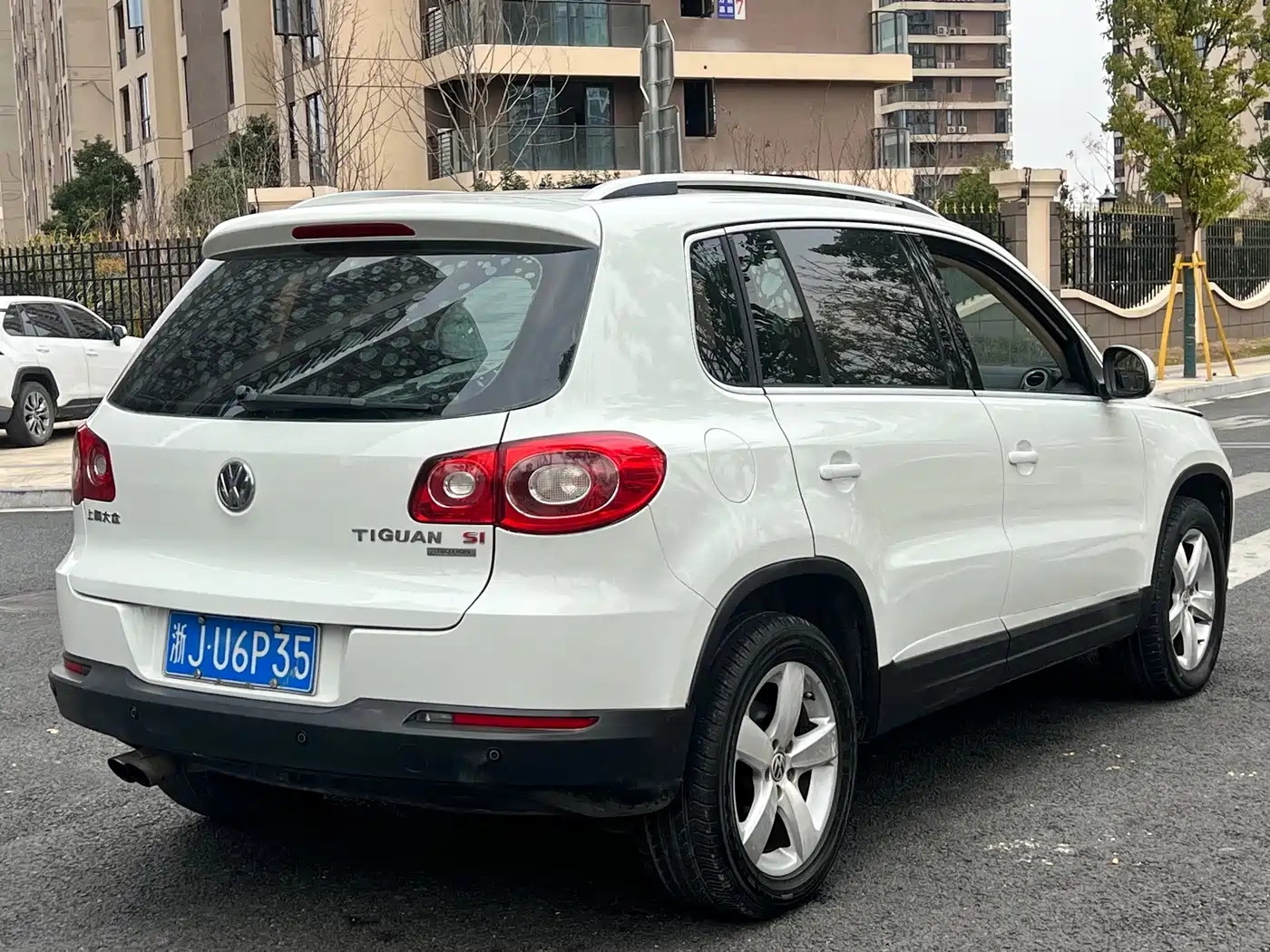 Volkswagen Tiguan 2012 2.0TSI Automatic 4WD Elite Edition фото 5
