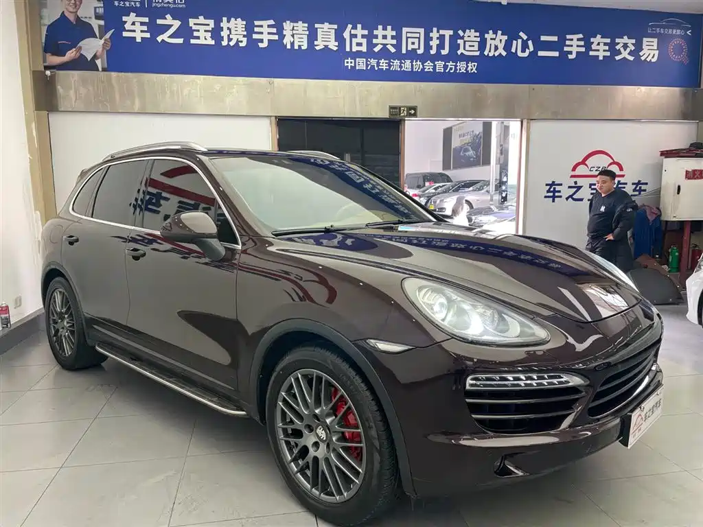 Porsche Cayenne 2011 Cayenne 3.0T фото 3