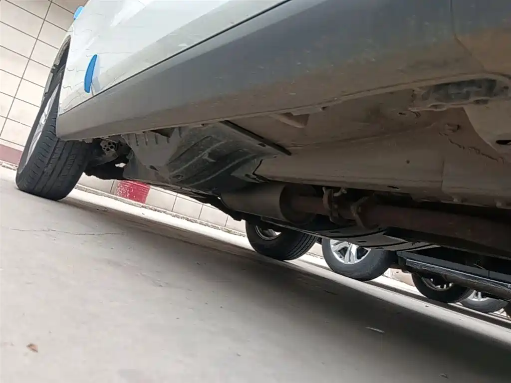 Haval M6 2018 Facelift 1.5T DCT 2WD Elite Edition фото 21