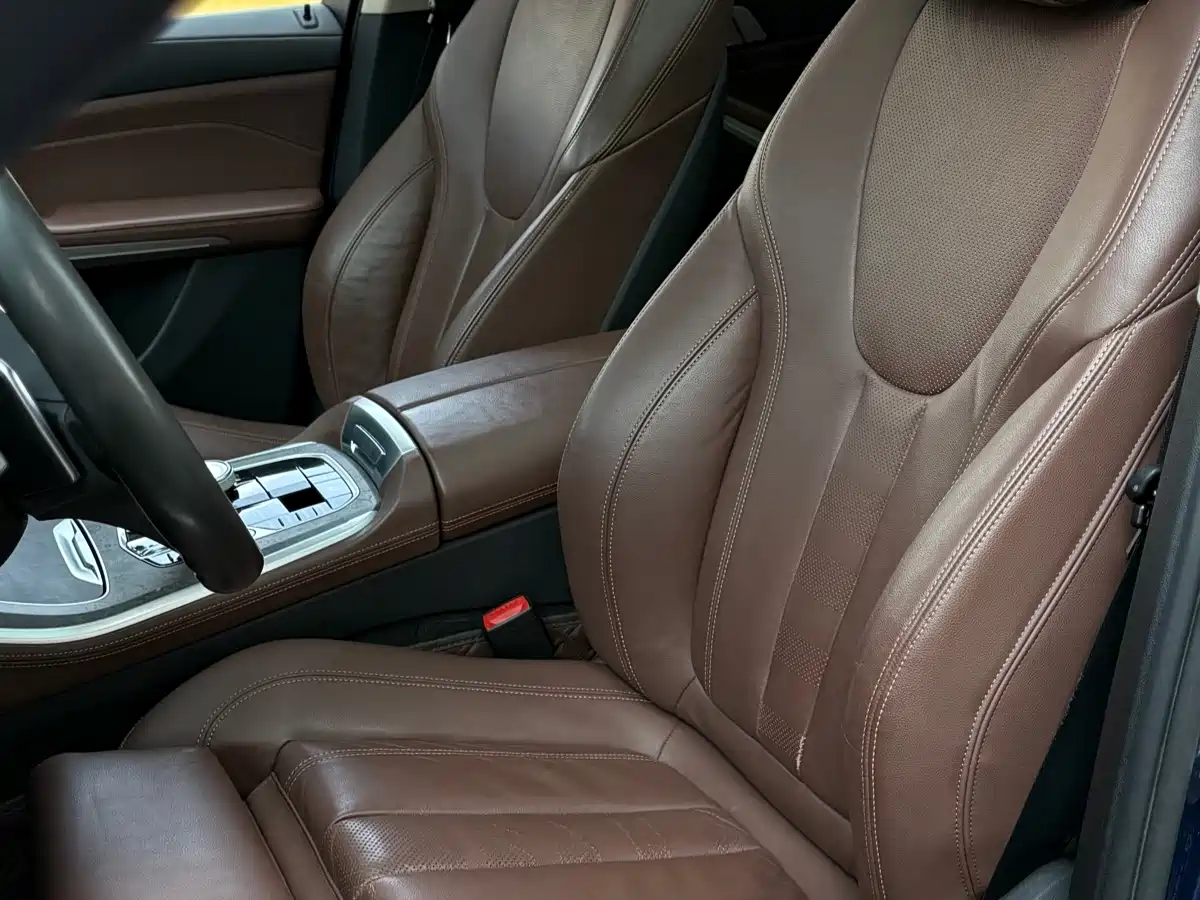 BMW X5 (Import) 2020 xDrive40i M Sport Package фото 14