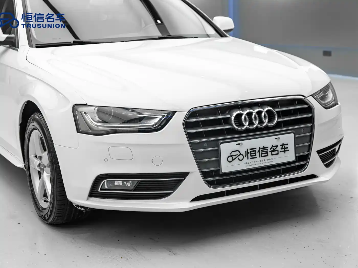 Audi A4L 2013 35 TFSI Automatic Comfort фото 9