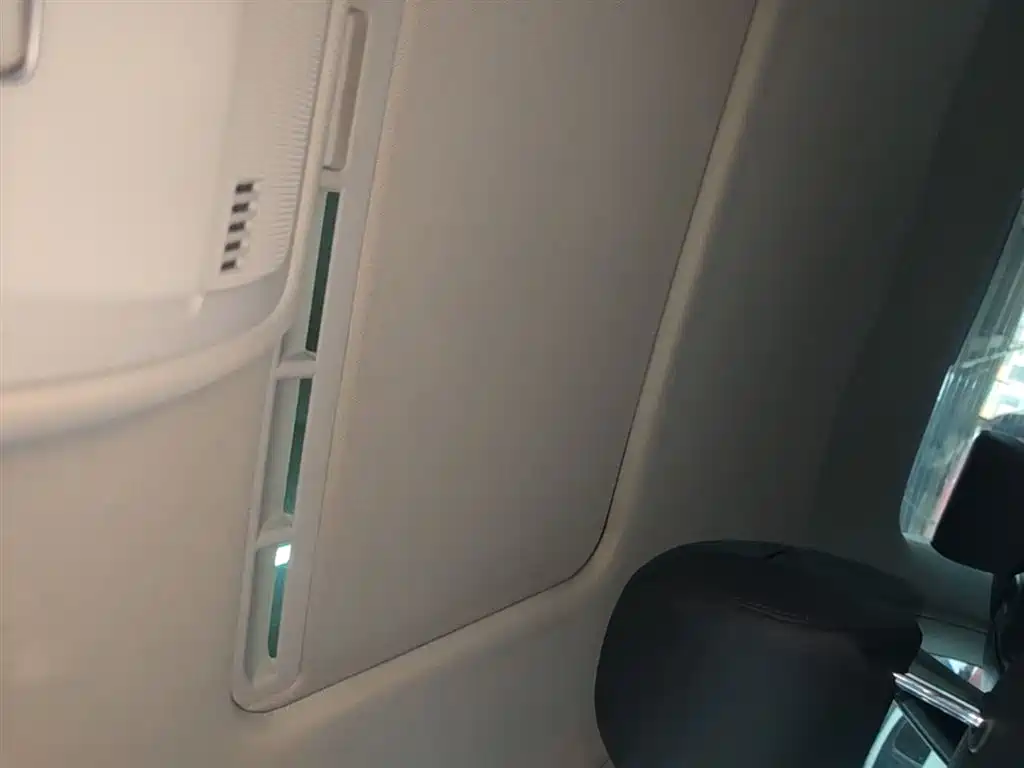 Audi A4L 2015 35 TFSI Auto Comfort фото 18