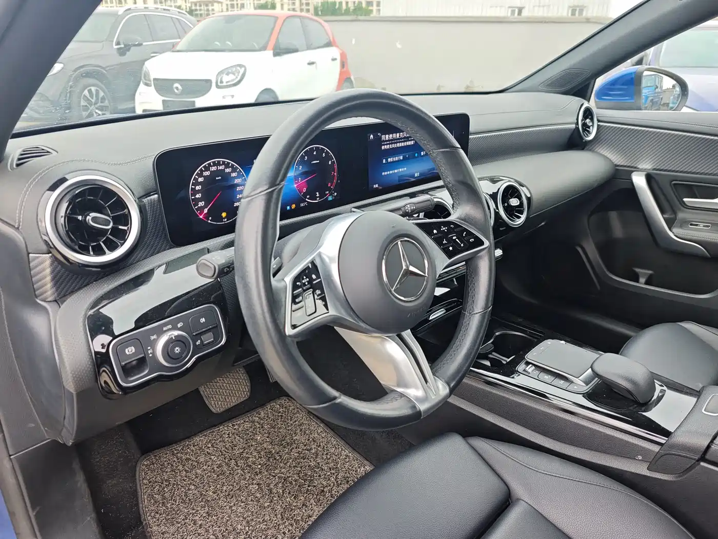 Mercedes-Benz A-Class 2023 A 200 L Dynamic фото 11