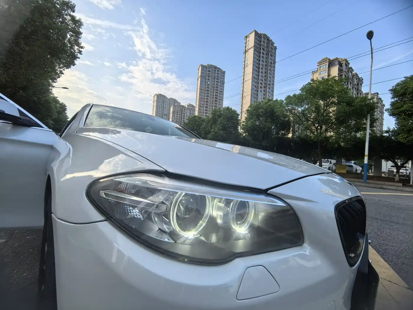 BMW 5 Series 2014 525Li Luxury Design Package фото 14