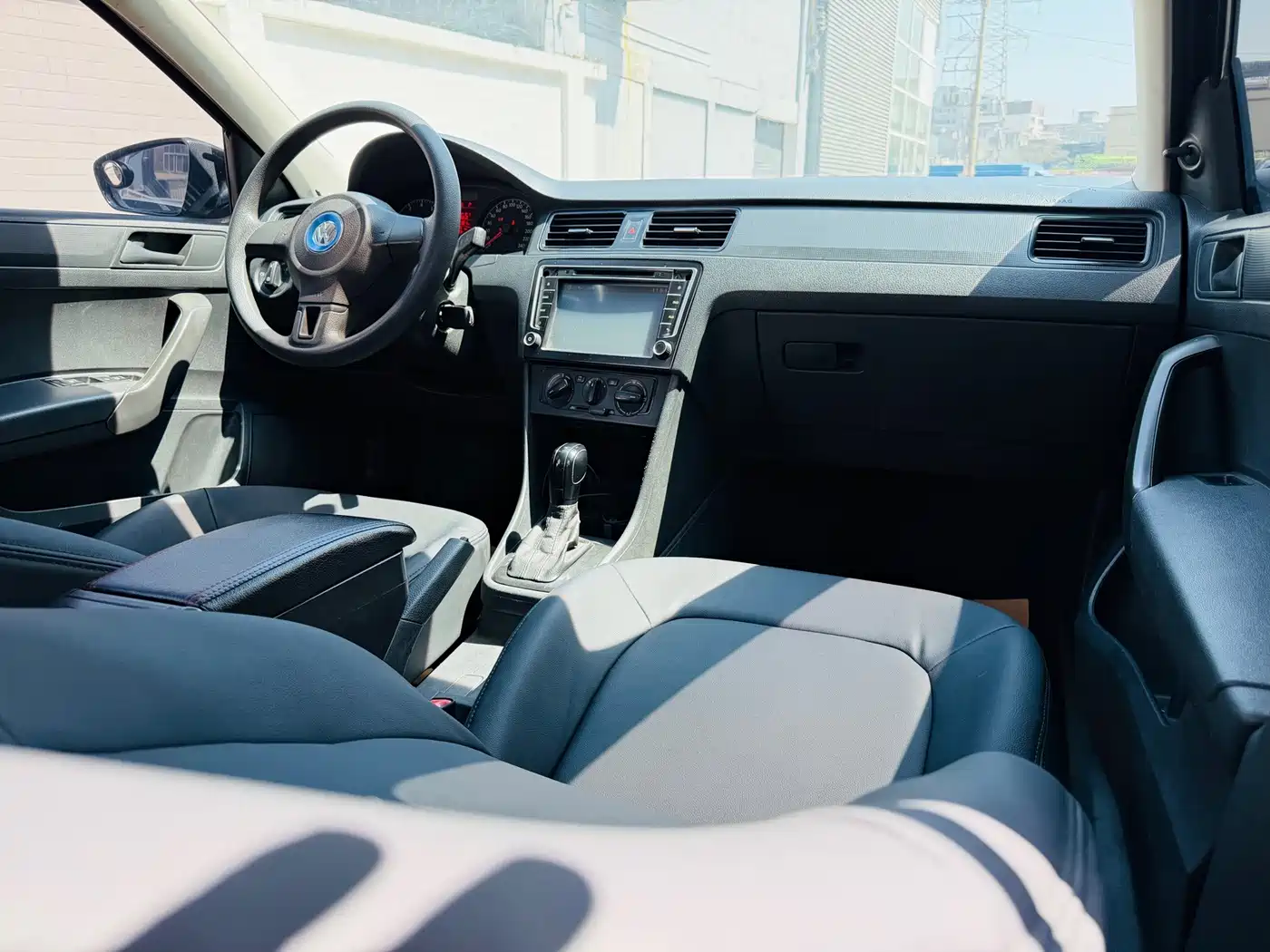 Volkswagen Santana 2014 2013 1.6L Automatic Trend Edition
