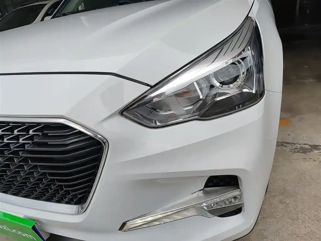 Haval M6 2018 Facelift 1.5T DCT 2WD Elite Edition фото 24