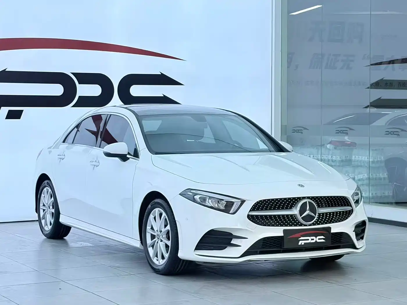 Mercedes-Benz A-Class 2021 A 200 L Sport Sedan Fashion Edition фото 3