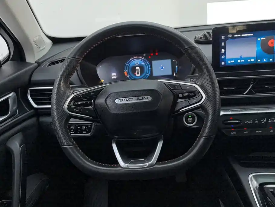 Фото 15 - Baojun RS-5