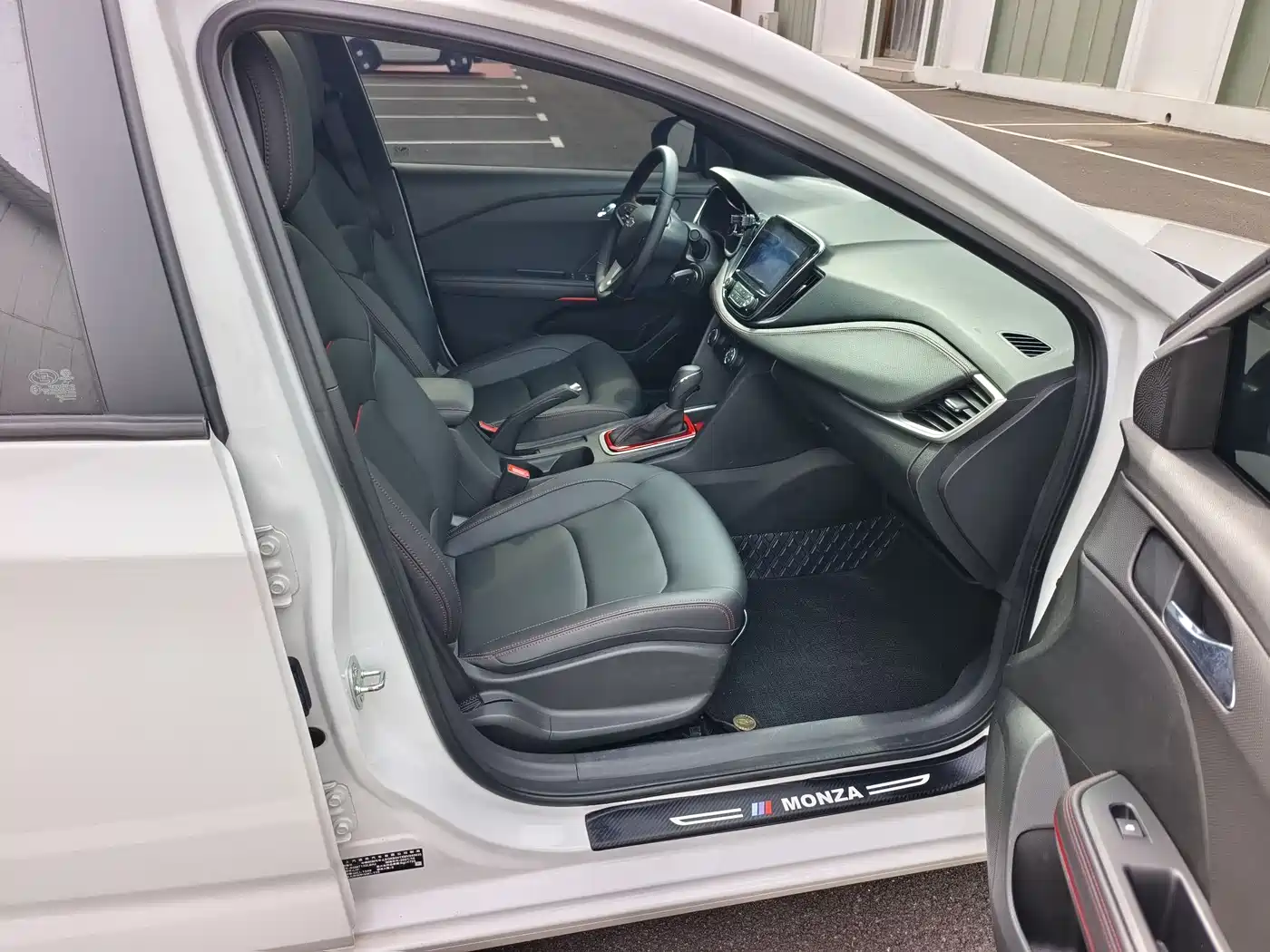 Chevrolet Monza 2022 Mild Hybrid RS 330T Automatic Comfort Edition фото 11
