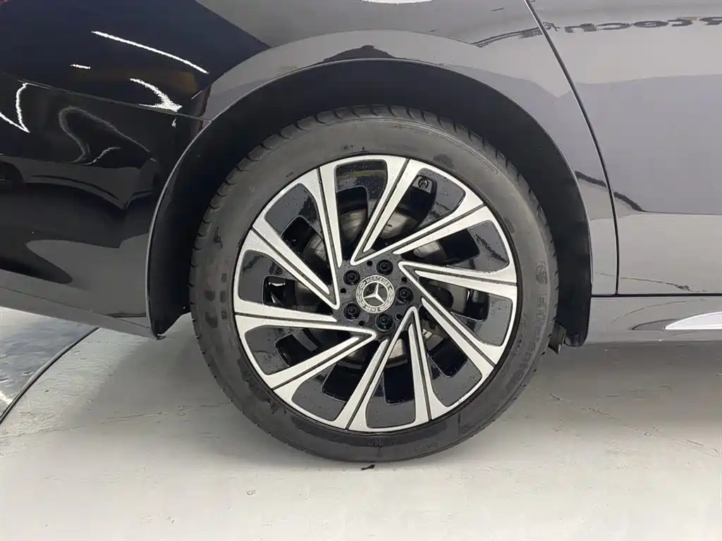 Mercedes-Benz E-Class 2024 Facelift E 300 L Luxury фото 11