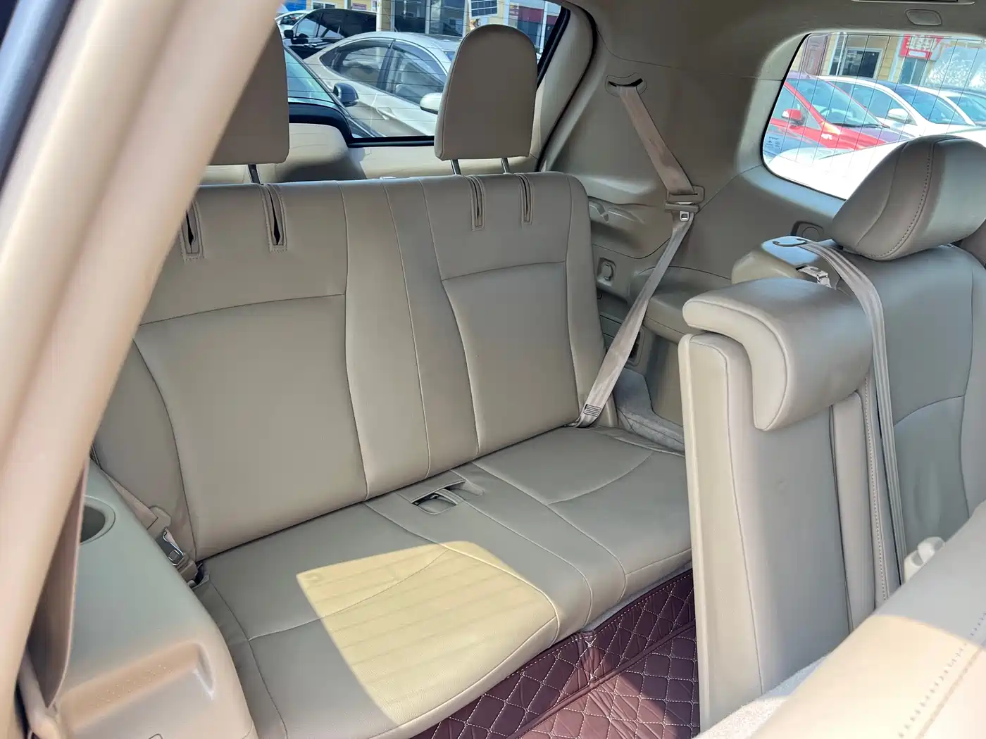 Toyota Highlander 2011 2.7L 2WD 7-seat Luxury Navigation фото 17