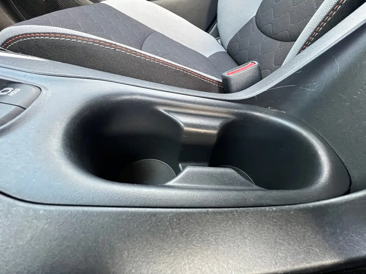 Toyota Corolla 2023 1.2T Pioneer Edition фото 16