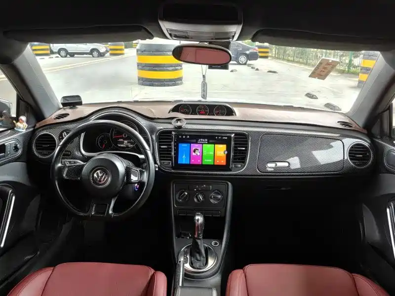 Volkswagen Beetle 2013 1.4TSI Fashion Edition фото 9
