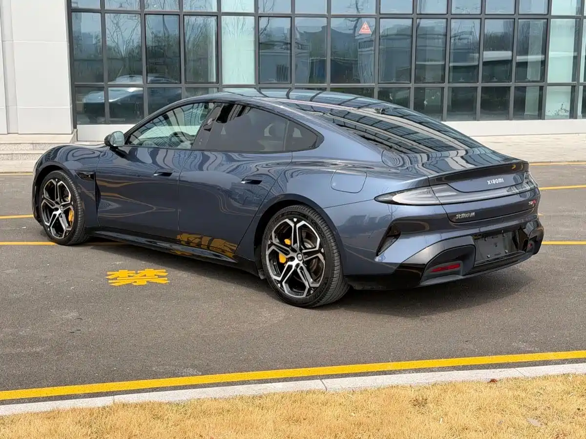 XIAOMI CAR XIAOMI SU7