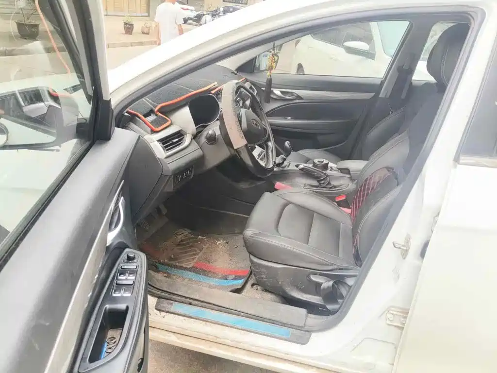 Photo 8 - Geely Emgrand
