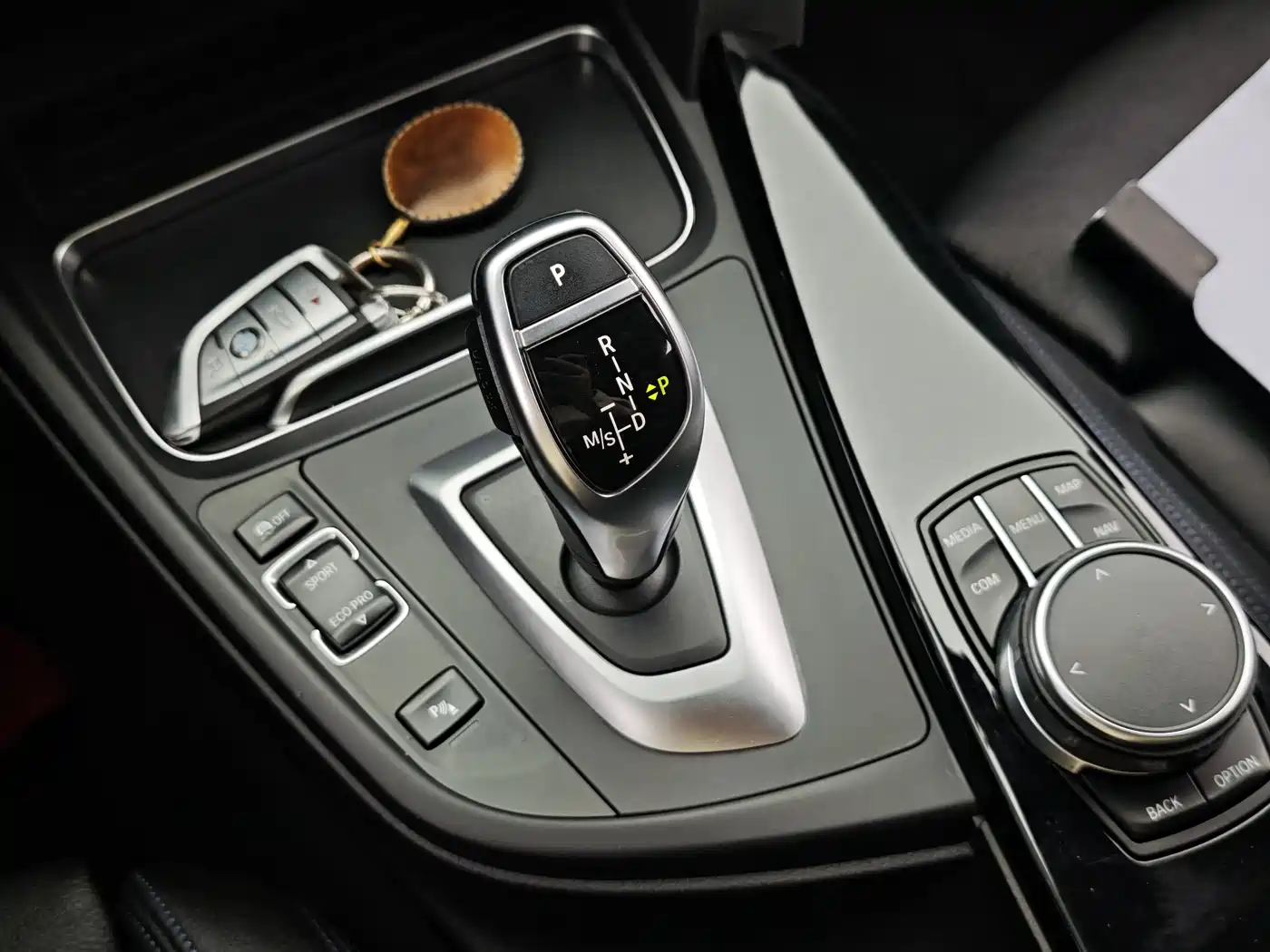 BMW 3 Series GT 2019 320i M Sport Black Night Edition фото 10