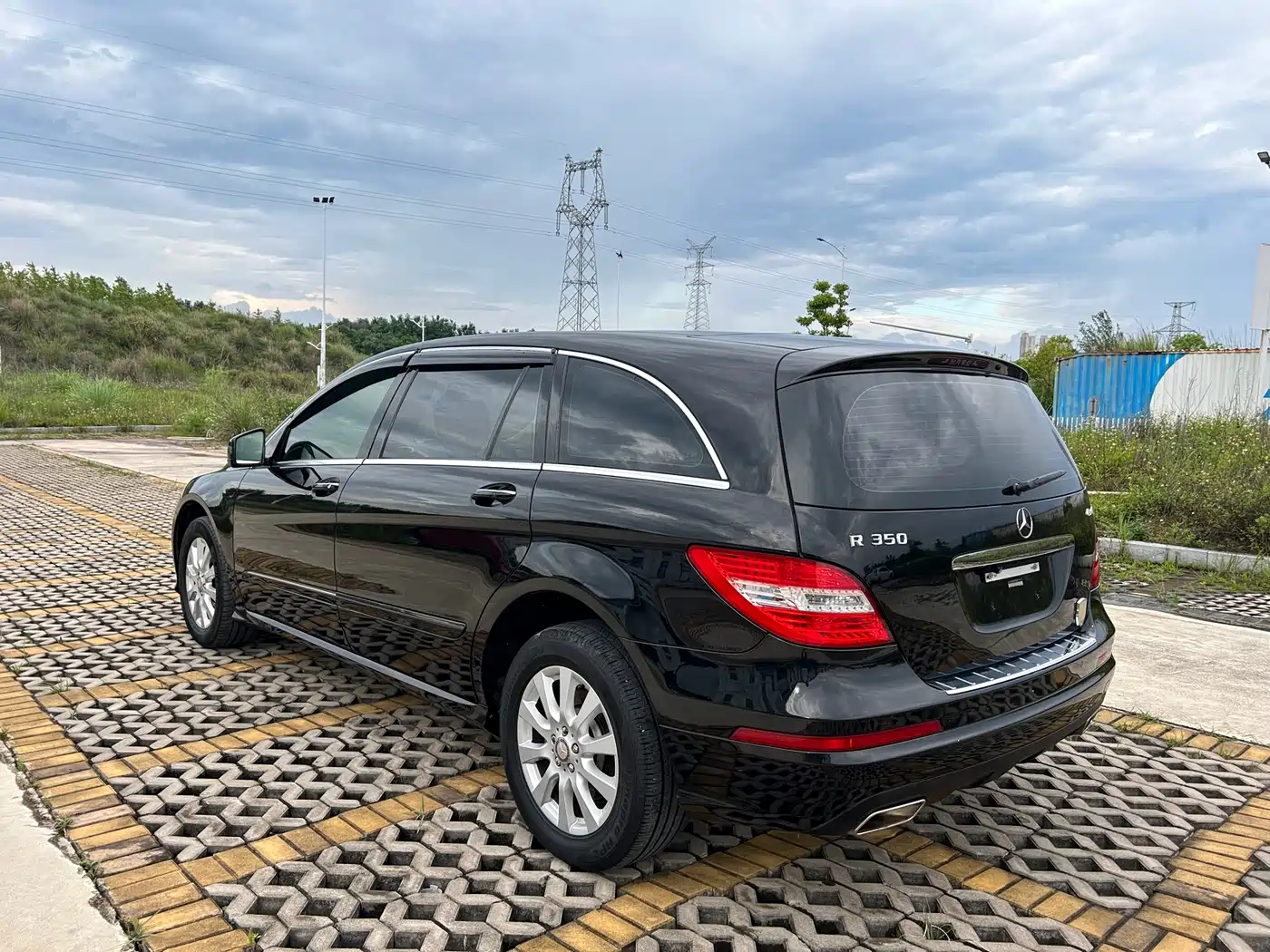 Mercedes-Benz R-Class 2011 R 350 L 4MATIC фото 5