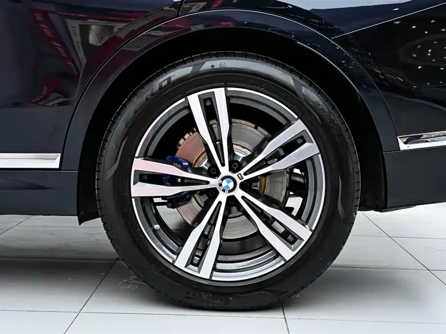 BMW X7 2022 xDrive40i Exclusive M Sport Package фото 38