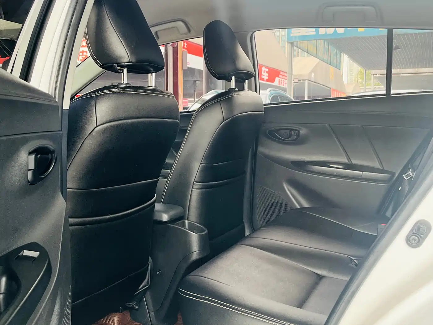 TOYOTA YARIS L ZHIXUAN