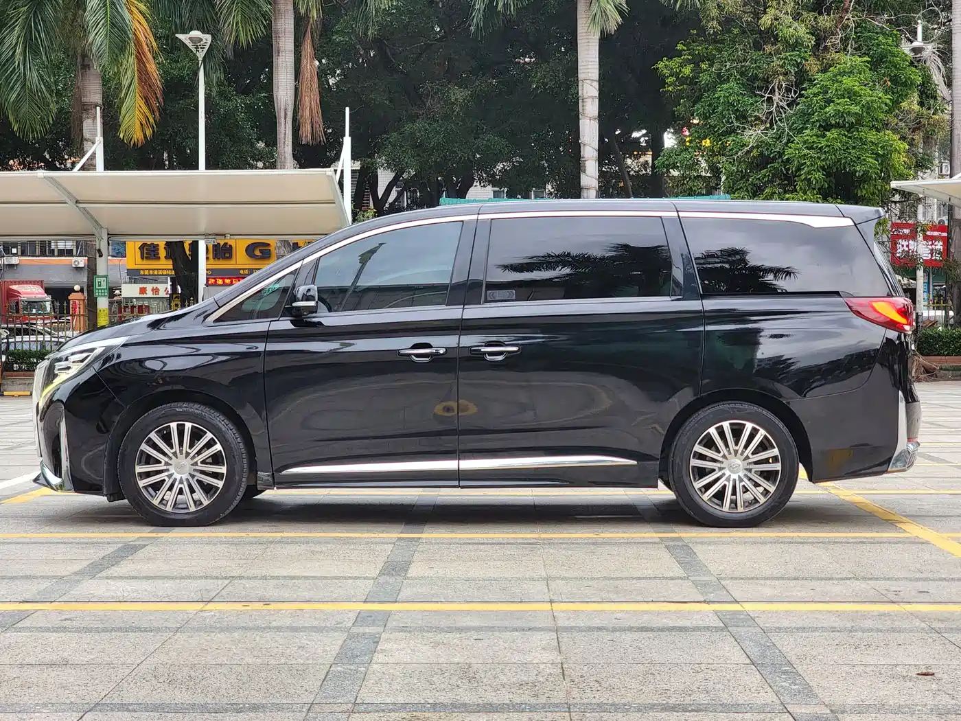 GAC Trumpchi Trumpchi M8 2021 Leading Show Series 390T Ultimate Edition фото 4