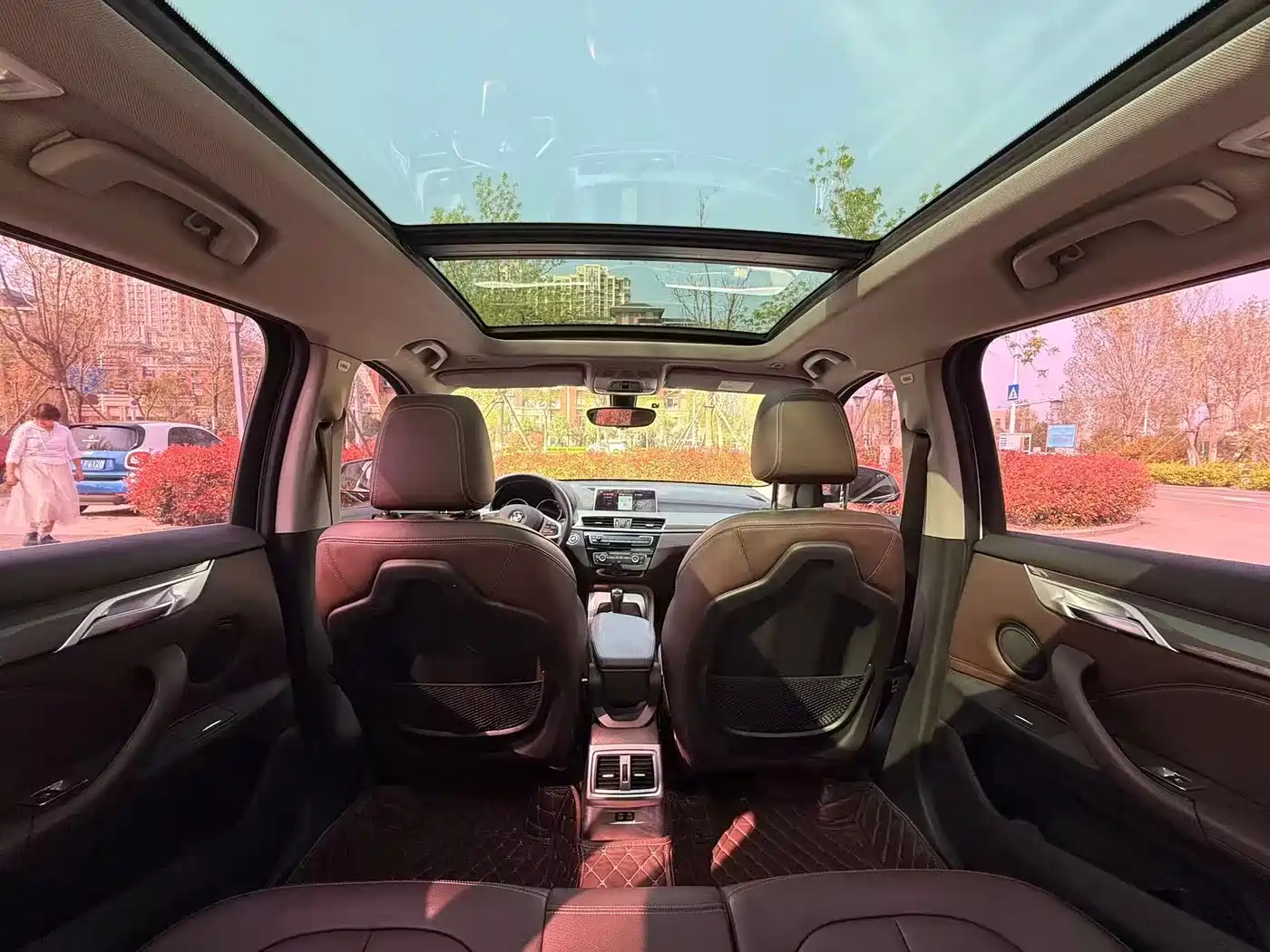 BMW X1 2019 xDrive20Li Premium Model фото 15