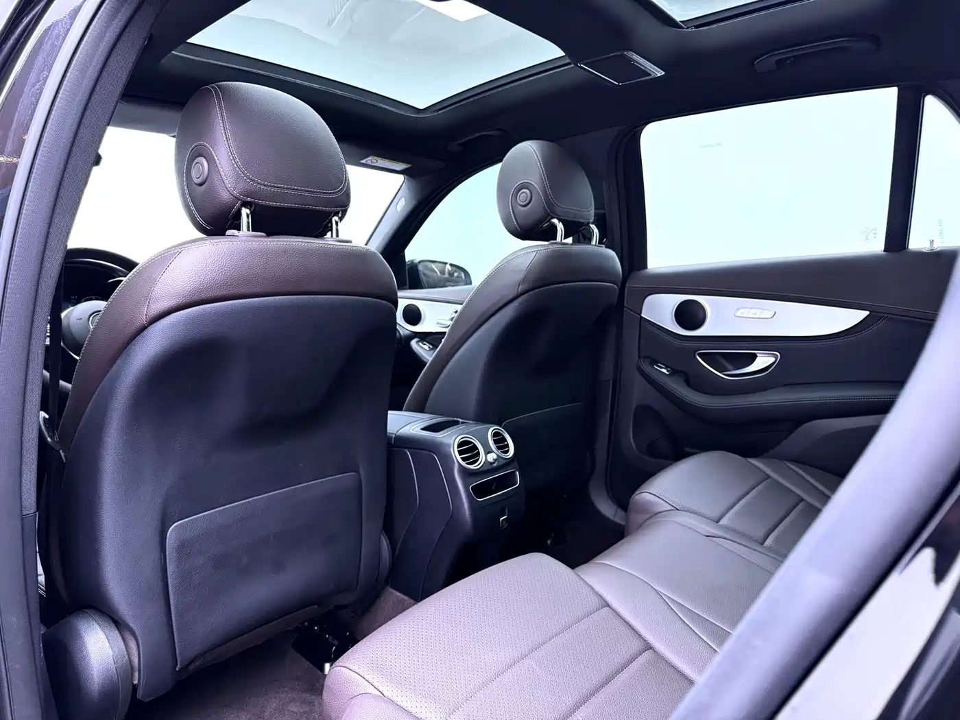 Mercedes-Benz GLC 2020 Facelift GLC 260 L 4MATIC Dynamic фото 17