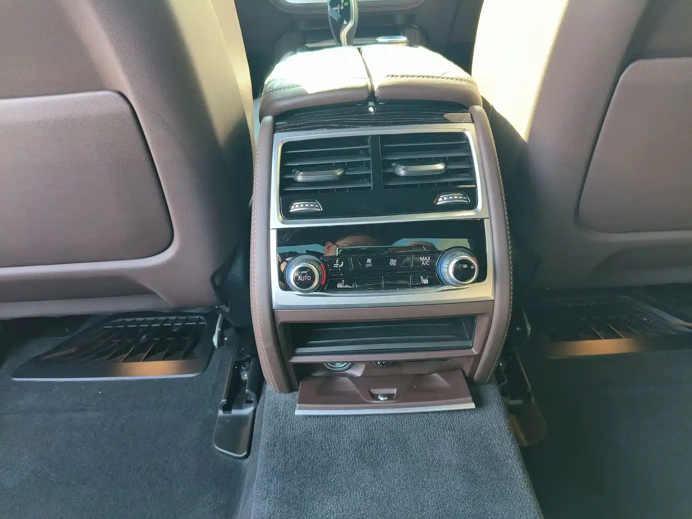 BMW 7 Series 2021 Model 740Li Leading M Sport Package фото 22