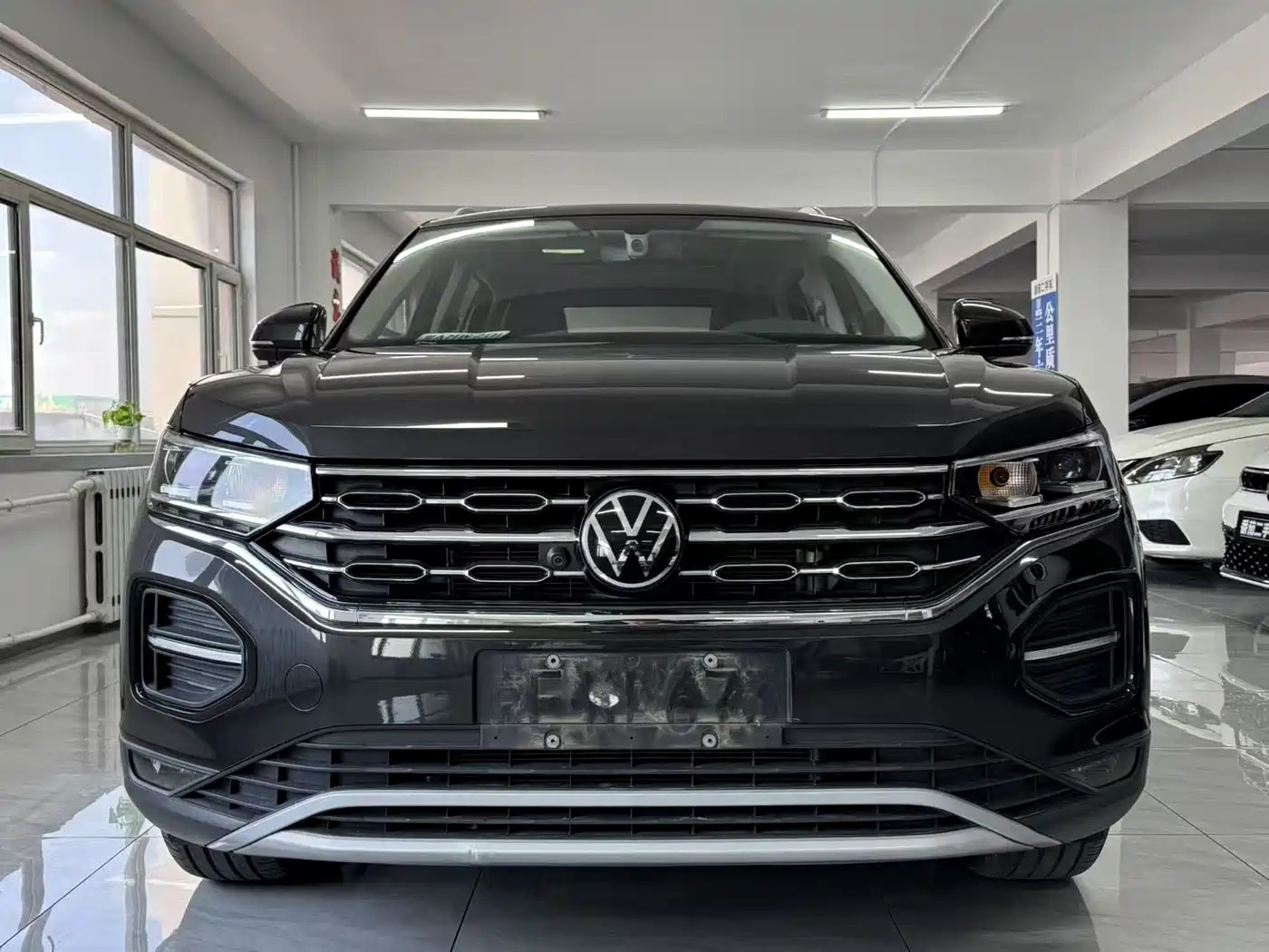 Volkswagen Tayron 2022 280TSI 2WD Luxury Smart Connect Edition фото 2