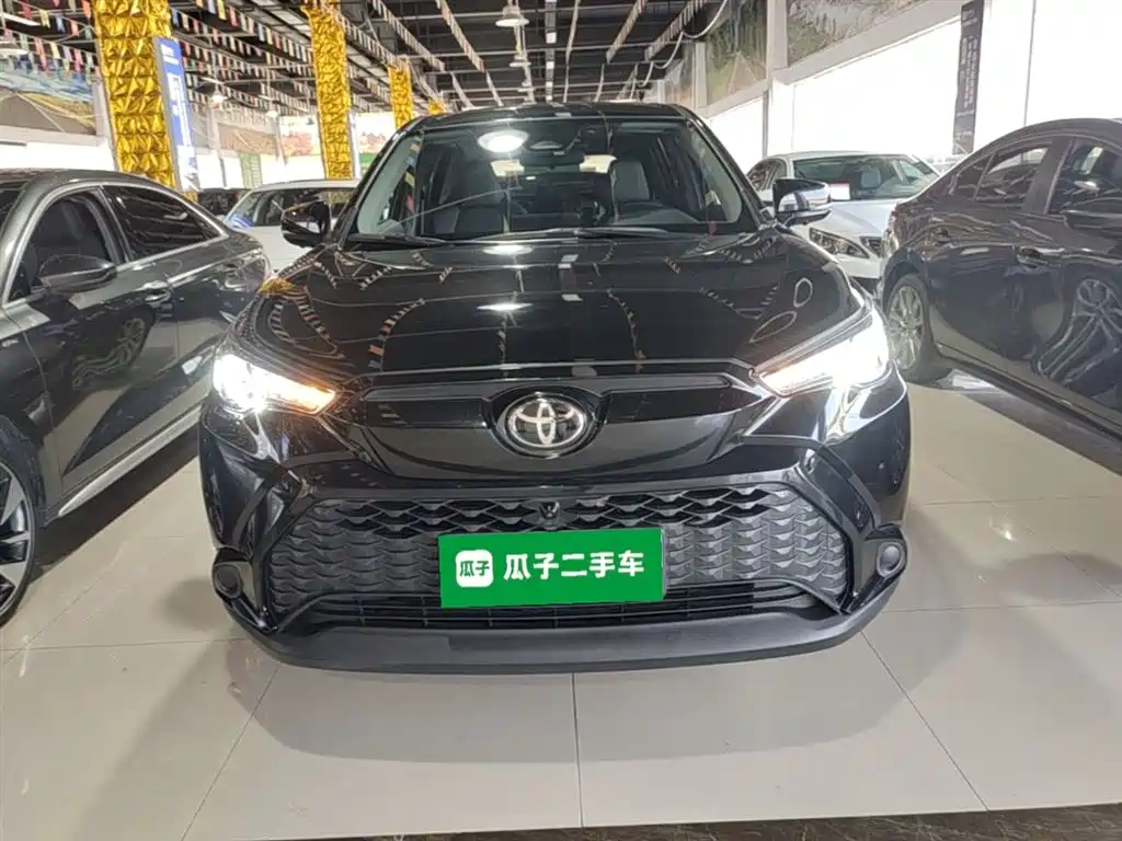 Toyota Frontlander 2024 2.0L CVT Leading Plus Edition фото 3