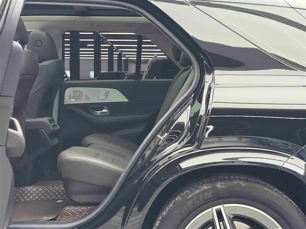 Mercedes-Benz GLE 2023 GLE 450 4MATIC Fashion фото 8