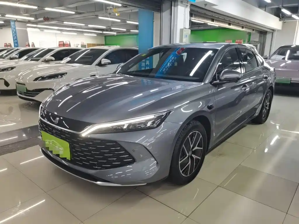 BYD Qin L 2025 DM-i Smart Drive Edition 120KM Surpassing