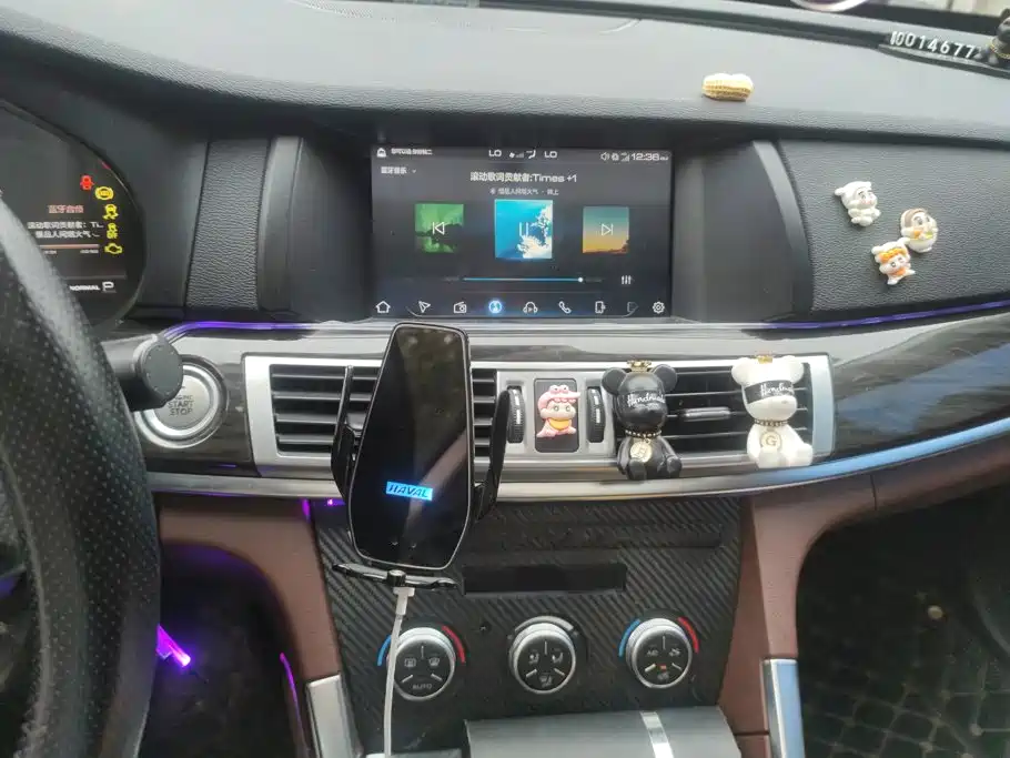 Photo 13 - Haval H7