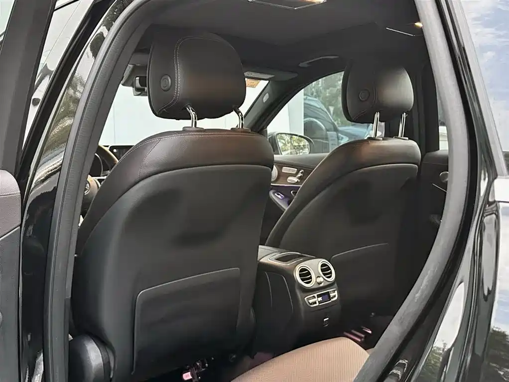 Mercedes-Benz GLC 2021 GLC 300 L 4MATIC Sporty фото 28